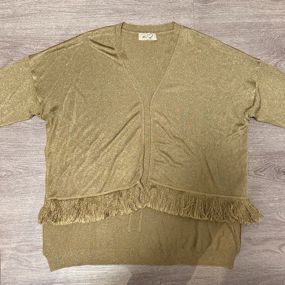 Gold Fringe Top - Picture 1 of 5